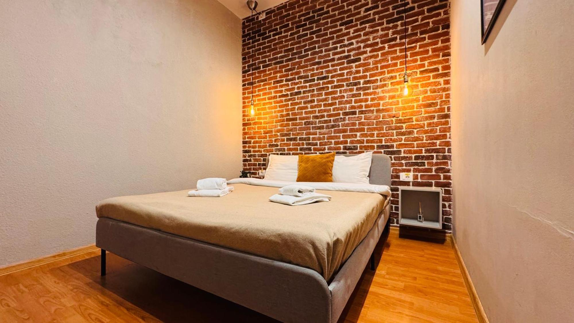 Ideal Home - Spacious & Modern Accommodation Near Unirii Square بوخارست الغرفة الصورة