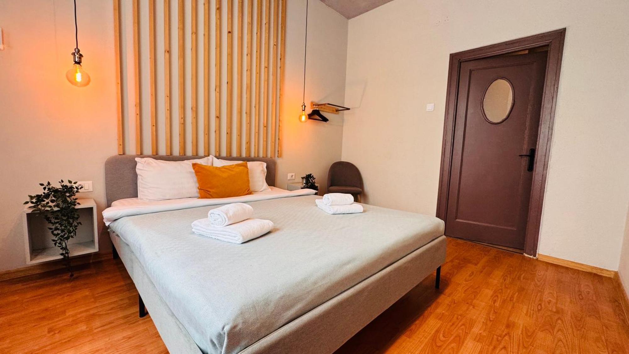 Ideal Home - Spacious & Modern Accommodation Near Unirii Square بوخارست الغرفة الصورة